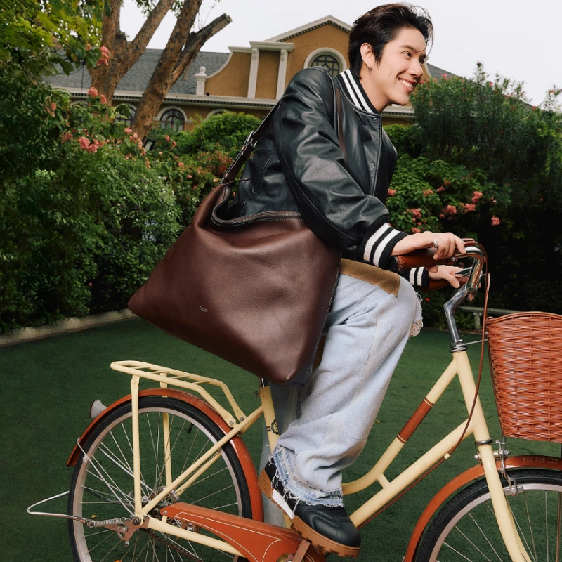 model women bags fashion Coach white